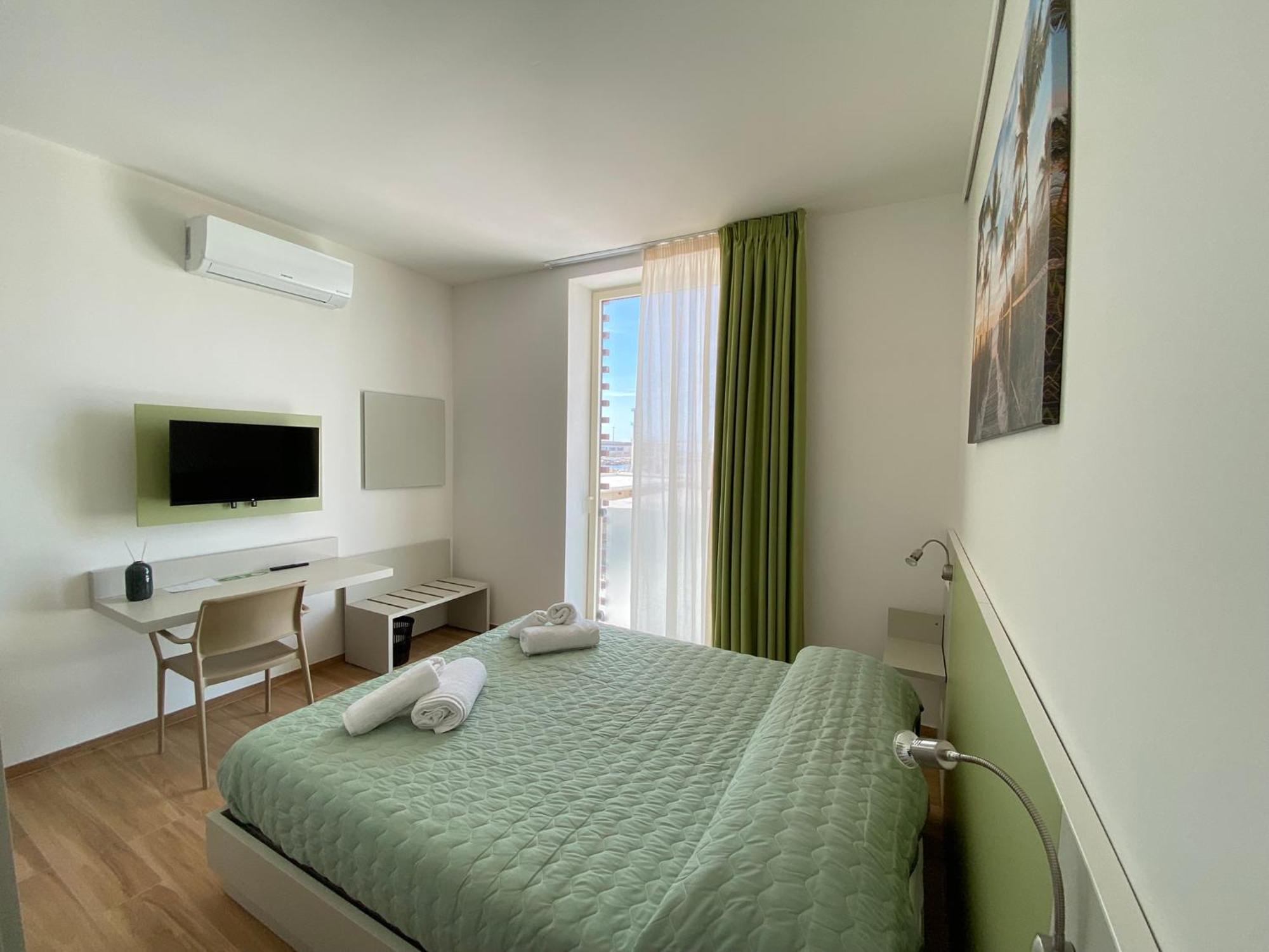 Bagno Luciano Couette-café Marina Di Carrara
